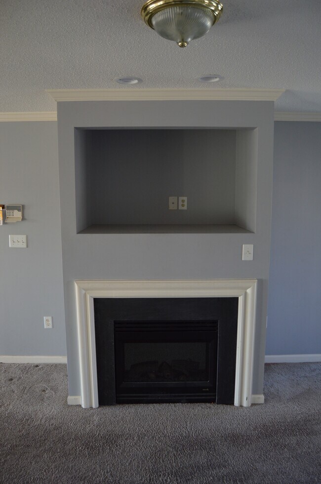 Building Photo - 110 Steam Engine Dr