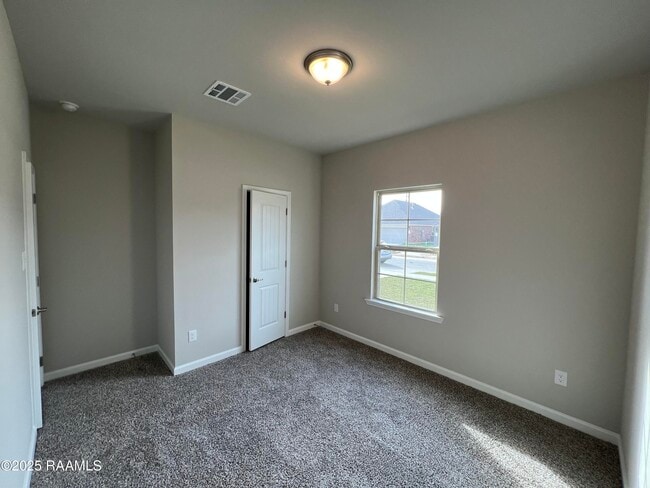 Building Photo - 129 Abbeywood Ct