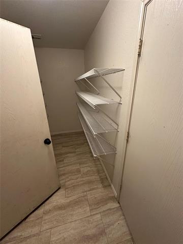 Building Photo - 9233 Cheswick Dr