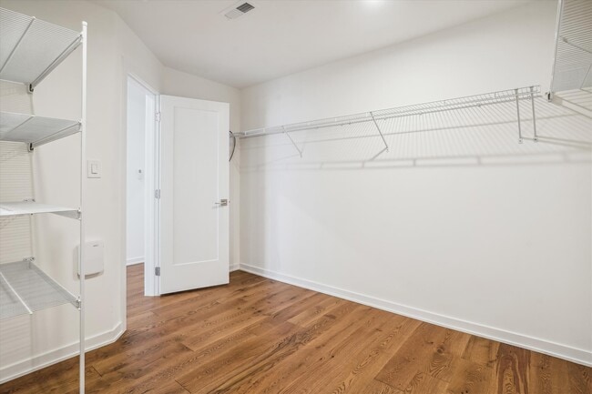 Building Photo - 14420 Beckett Glen Cir