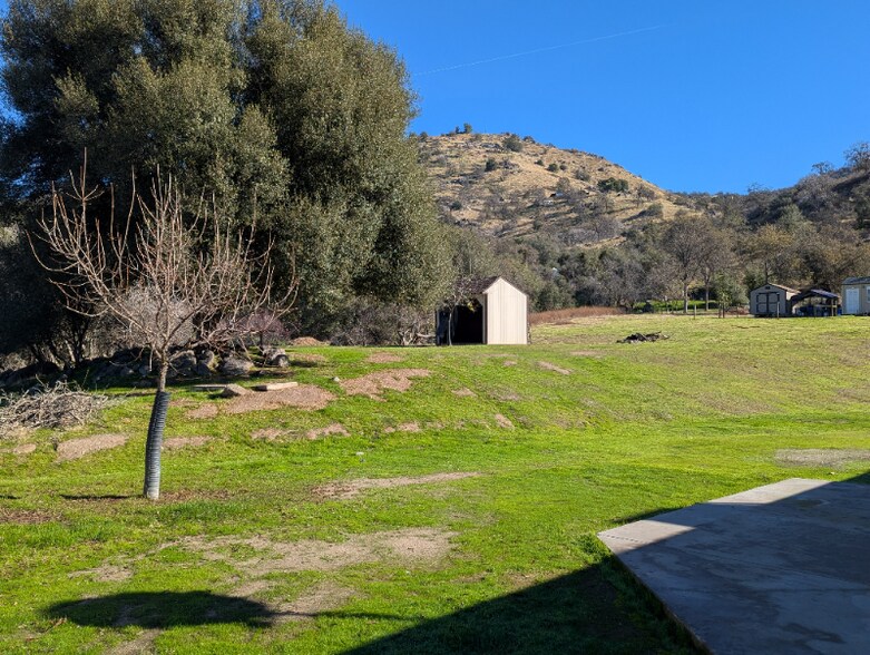 Building Photo - 38560 Squaw Valley Rd