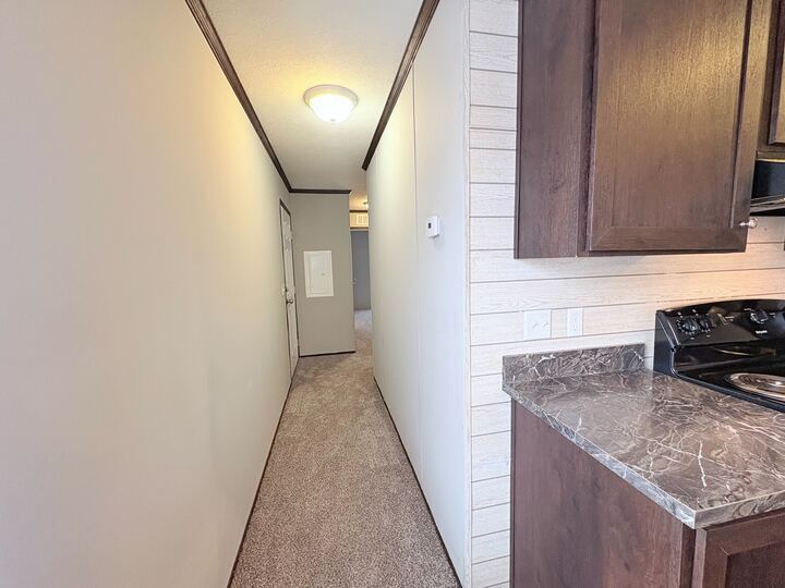 Building Photo - 10694 State Rte 762