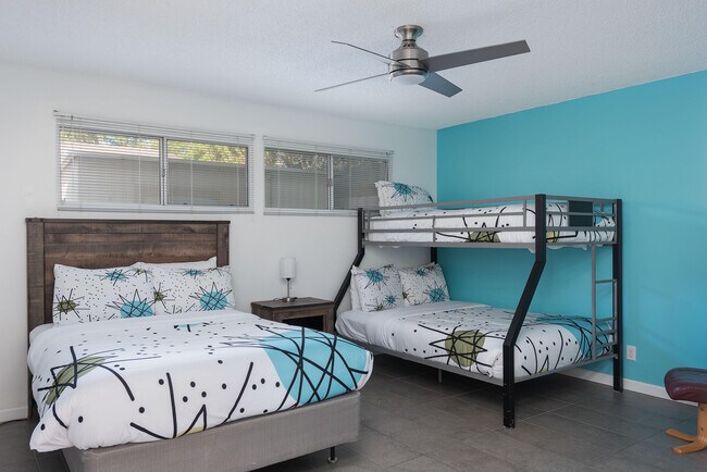 Building Photo - 2305 E Bellamy Rd