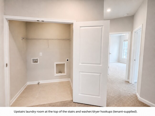 Building Photo - Like-New 3BR/3.5BA End-Unit Townhome in Buford – Near Suwanee Town Center and Mall of Georgia