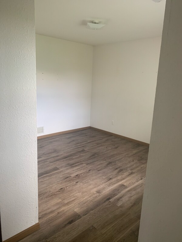 Building Photo - 1005 Vandiver Ct