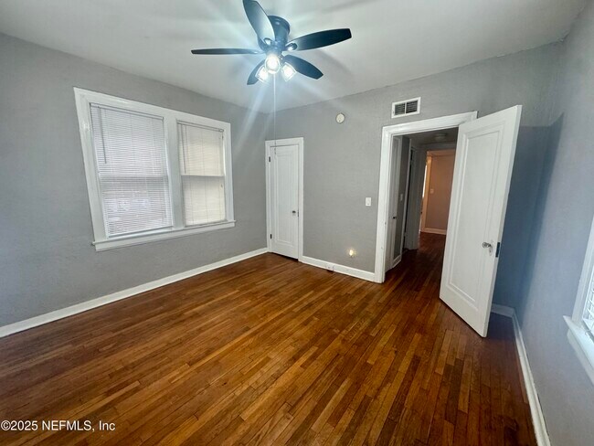 Building Photo - 2506 Park St