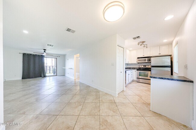 Building Photo - 4354 N 82nd St