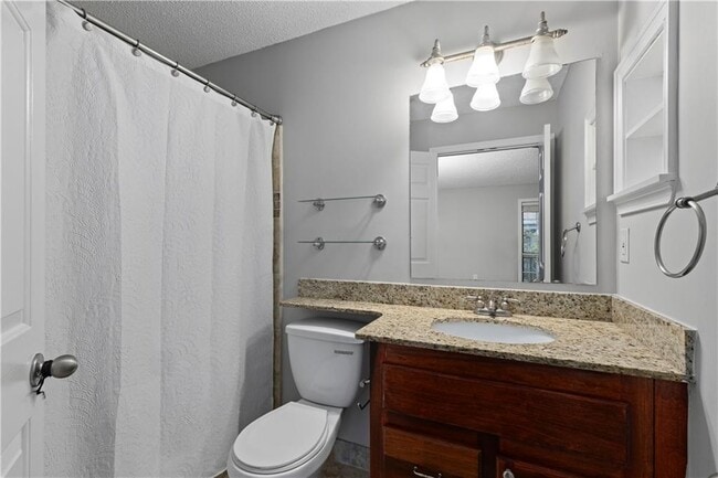 Building Photo - 640 Granville Ct