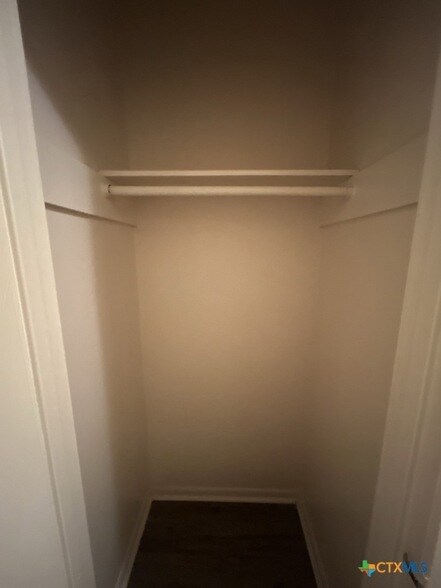 Building Photo - 1202 Alta Mira Dr