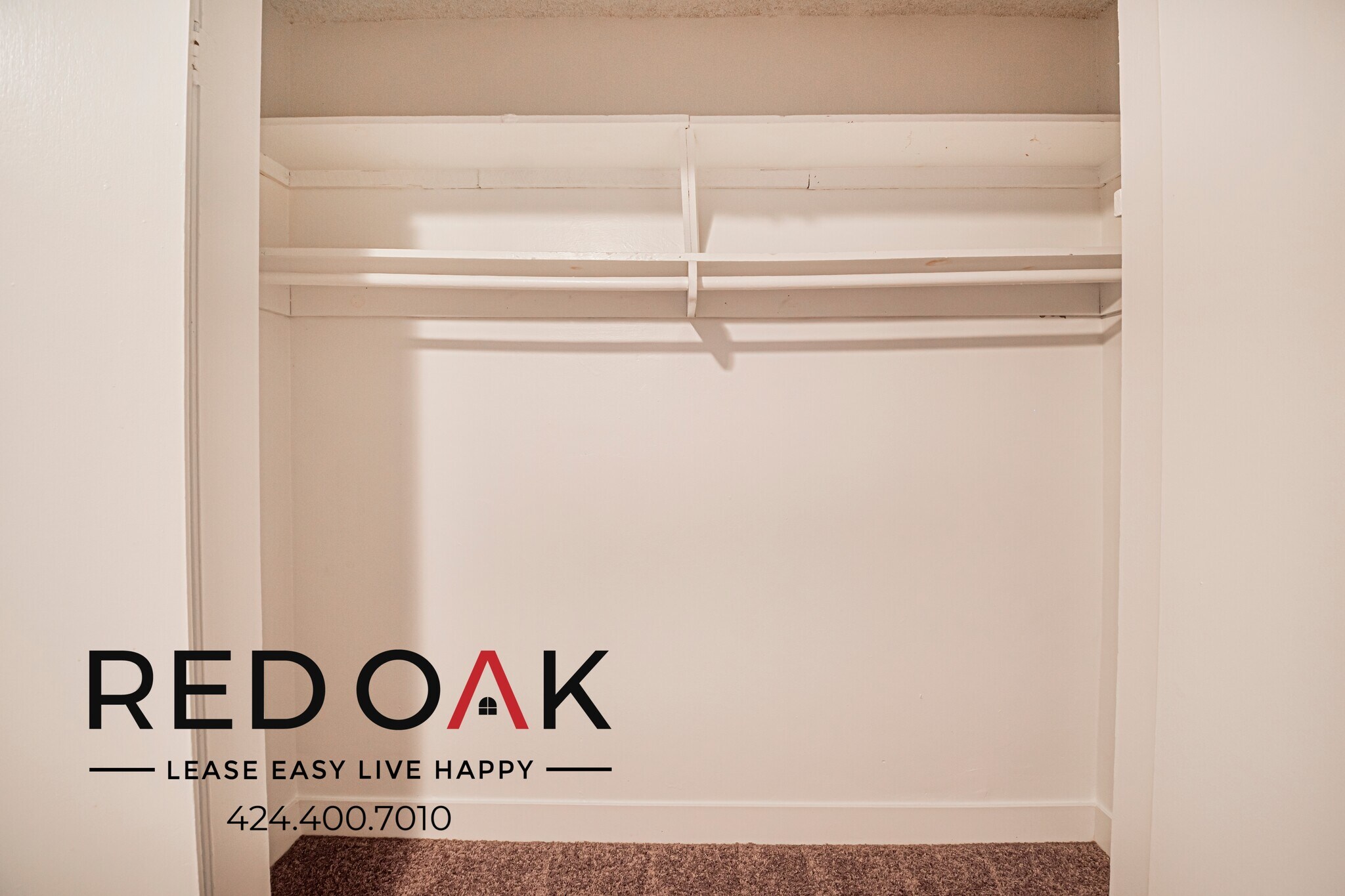 Building Photo - 690 S Riverside Ave