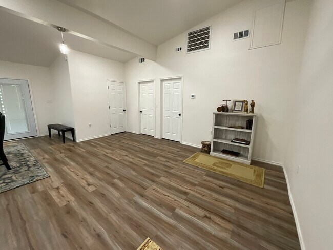 Building Photo - 15854 US-80