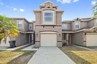 Building Photo - "Charming 3-Bed Townhouse with Granite Elegance in Ruskin - 1366 Sq Ft of Comfort!"