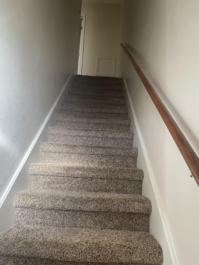 Building Photo - 103 Myra Ln