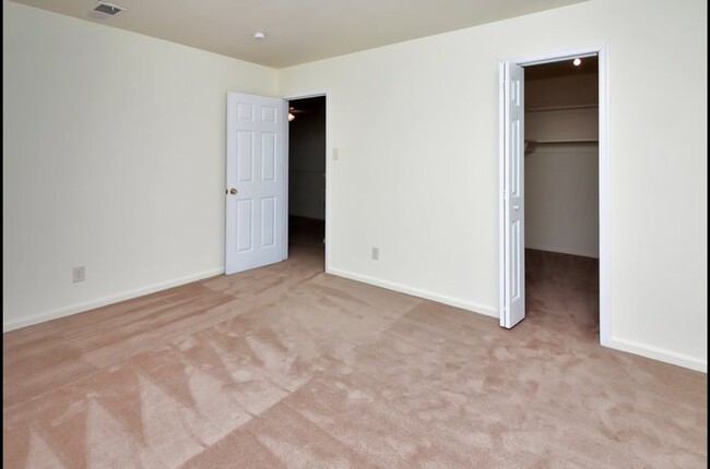 Interior Photo - East Bay Apartments