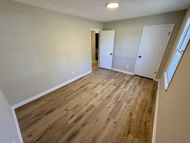 Building Photo - 80 Glenn Burnie Dr