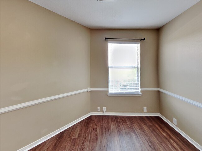 Building Photo - 674 Cypresswood Trce