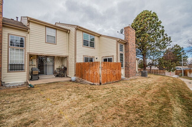 Building Photo - 14129 E Warren Pl