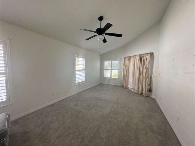 Building Photo - 10955 Lemay Dr