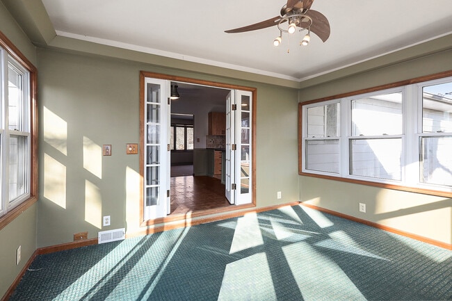 Building Photo - 1320 54th St SE