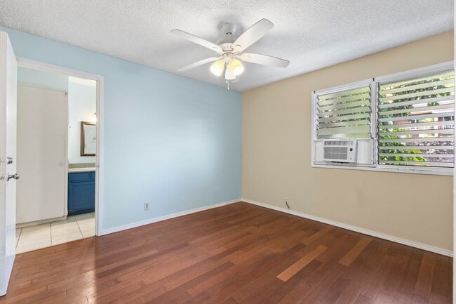 Building Photo - Pet Friendly Kaneohe House with Breathtaki...