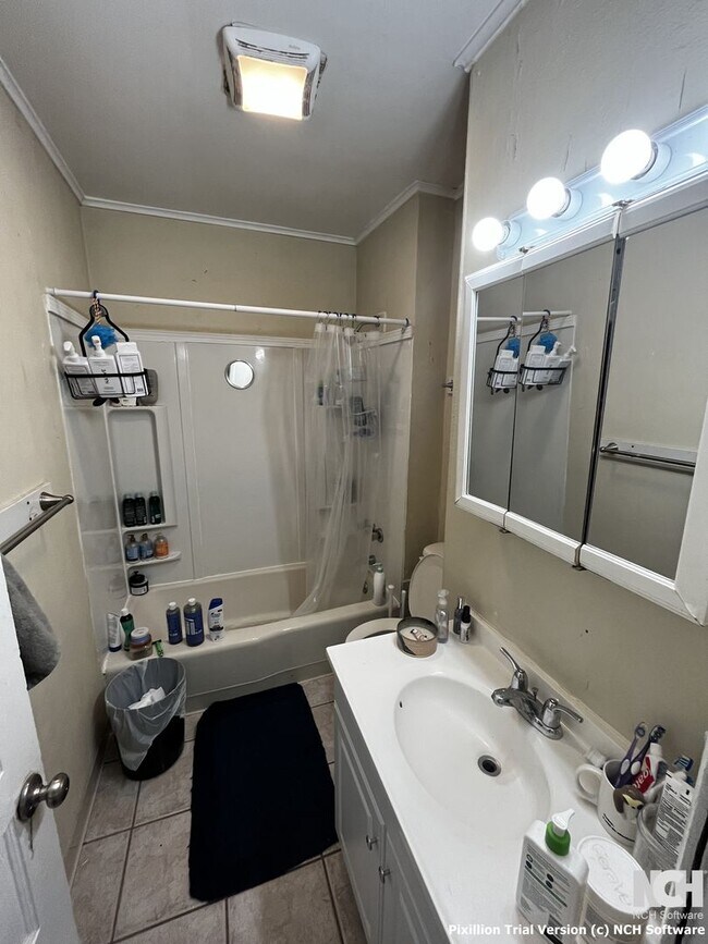 Building Photo - 1249 Vestal Ave