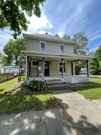 Building Photo - 106 S. Illinois-BIRDIES &amp; BOGEYS