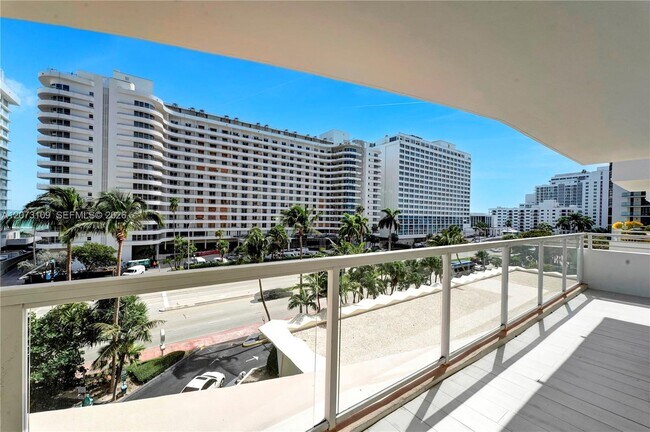 Building Photo - 5600 Collins Ave