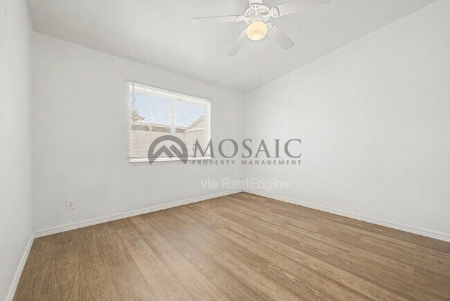 Building Photo - 1625 S 74th St