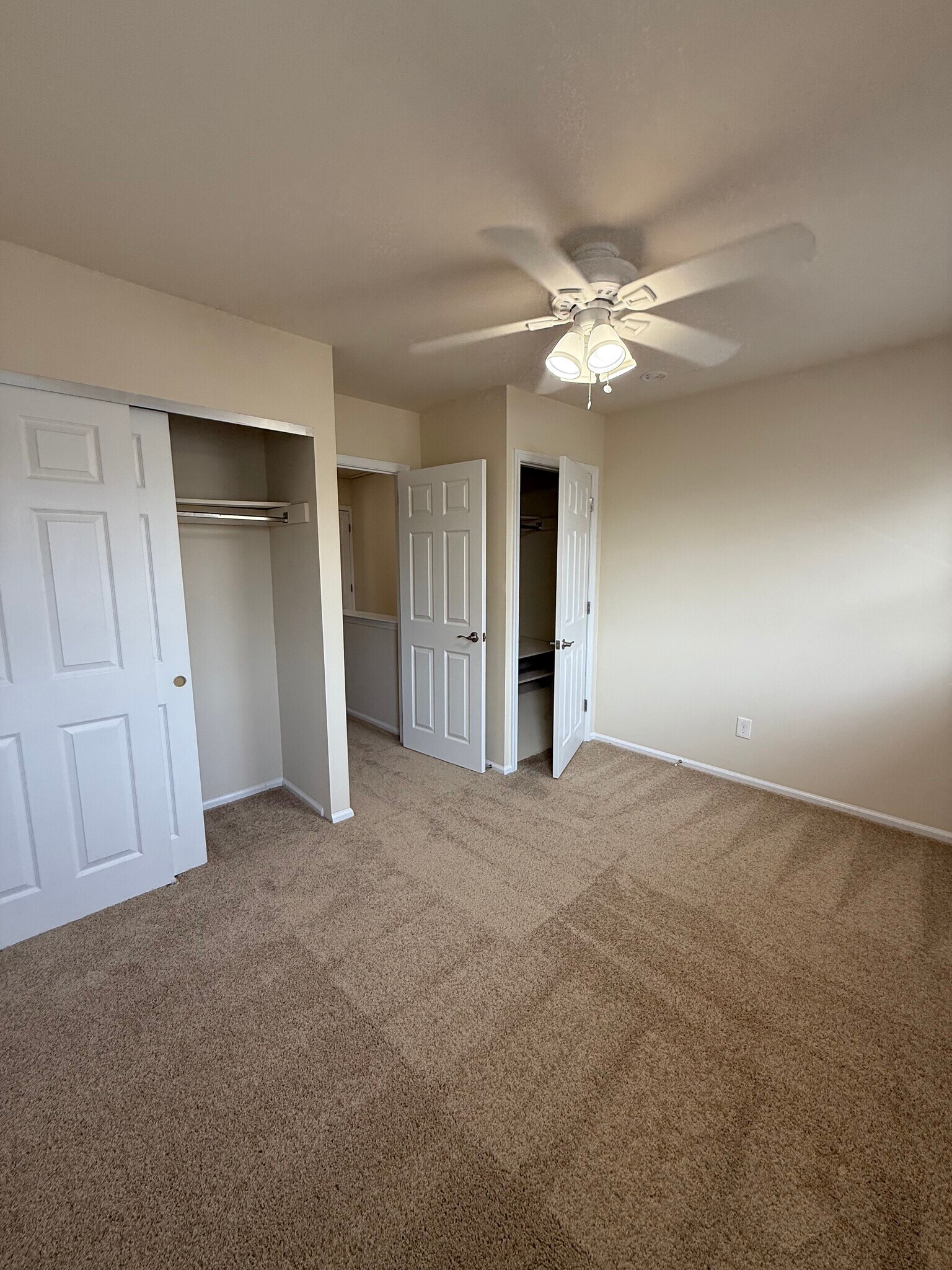 Building Photo - 71 Reliance Sq