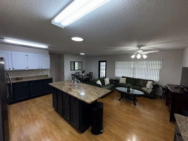 Building Photo - Active 55+ Living in On Top of the World – 2BR/2BA Villa with Resort-Style Amenities!