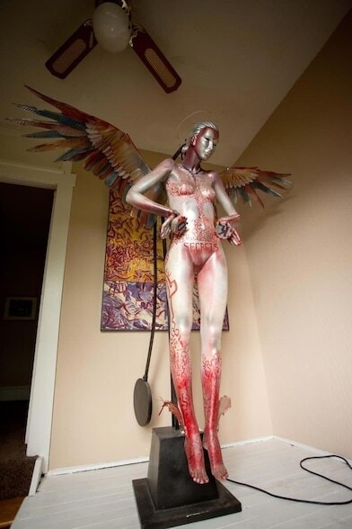 Building Photo - 705 Bryden Rd