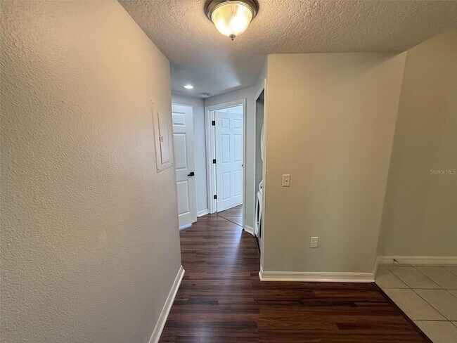 Building Photo - 6439 Cypressdale Dr