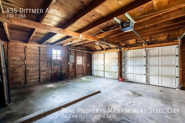 Building Photo - 435 Dittmer Ave