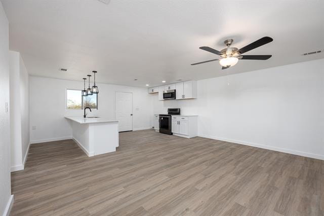 Building Photo - 147 Western Lake Dr