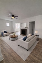 Building Photo - 504 W 29th St