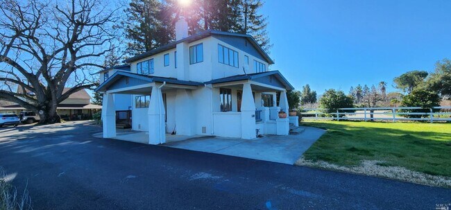 Building Photo - 5188 Gordon Valley Rd