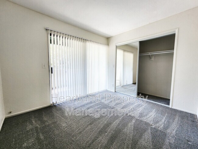 Building Photo - 7302 Alicante Rd