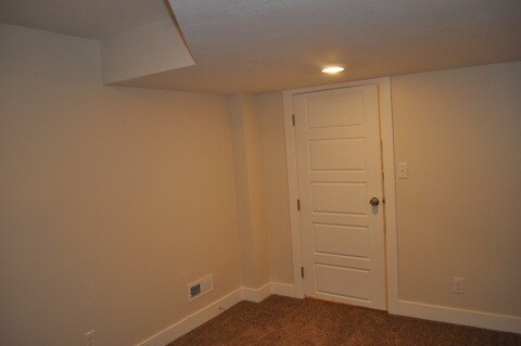 Building Photo - 1071 W 10550 S