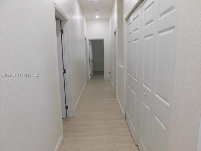 Building Photo - 21485 SW 112th Ave