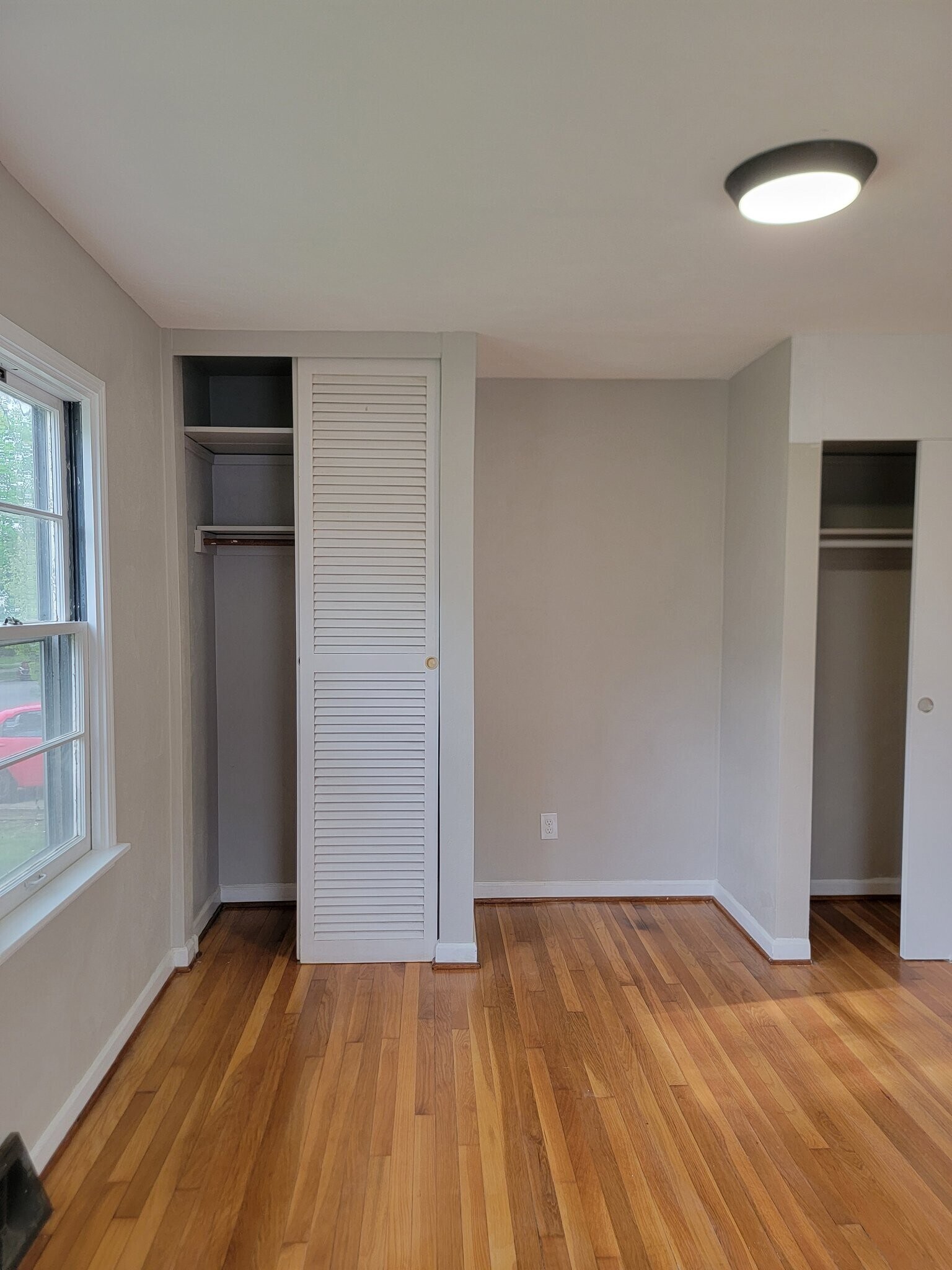 Building Photo - 854 Santa Cruz Ave