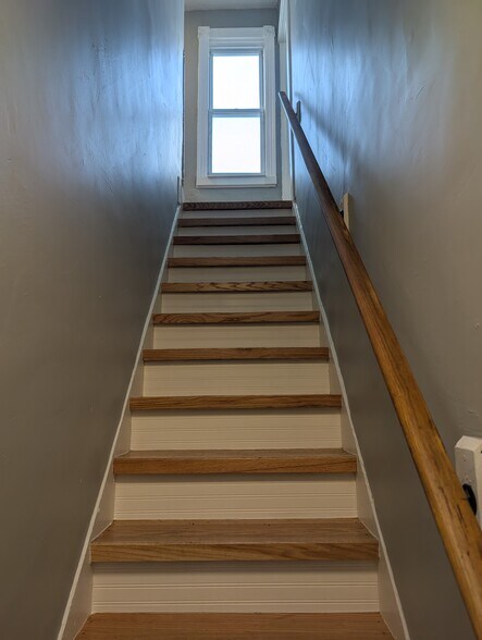 Building Photo - 1018 Neel St