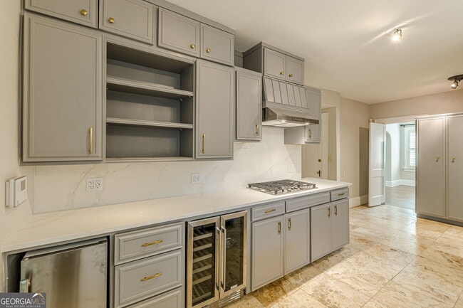 Building Photo - 1957 Walker Ave