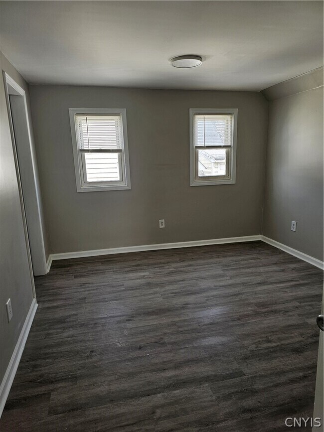 Building Photo - 111 Abell Ave