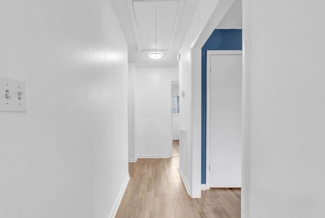 Building Photo - Located in the Heart of Hixson! 3 beds, 2 ...