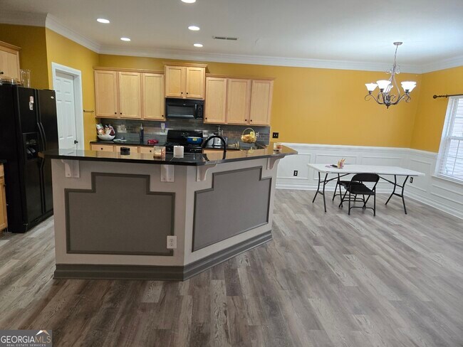 Building Photo - 2900 Suttles Dr SW