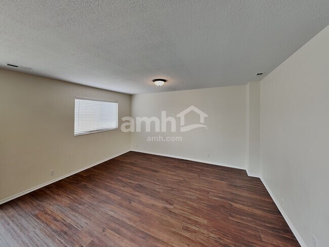 Building Photo - 129 W 1225 N