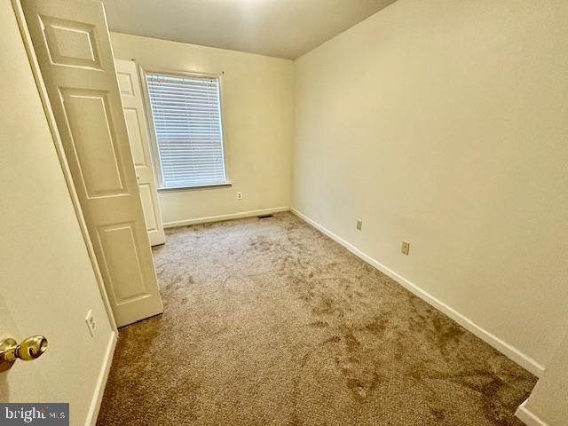 Building Photo - 165 Lexington Ct