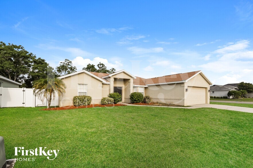 Building Photo - 3668 Sandhill Crane Dr