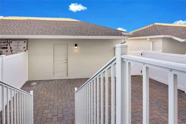 Building Photo - 15657 Water Spring Blvd