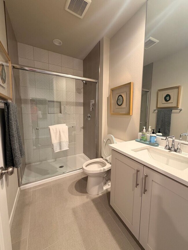 Building Photo - 4-bed 3-Bath Brand New Construction